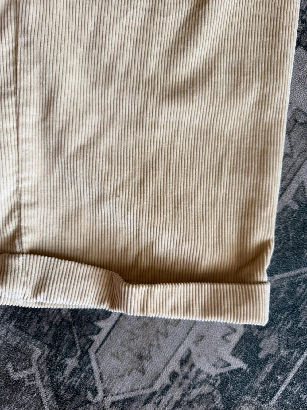 Tommy Hilfiger men’s 1990’: vintage pleated corduroy pants size 36x34